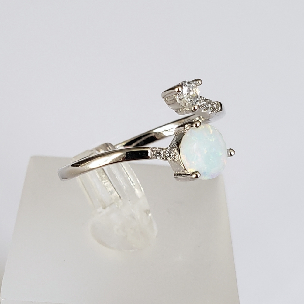 Sterling Silver Opal Ring - Picture 5 of 8